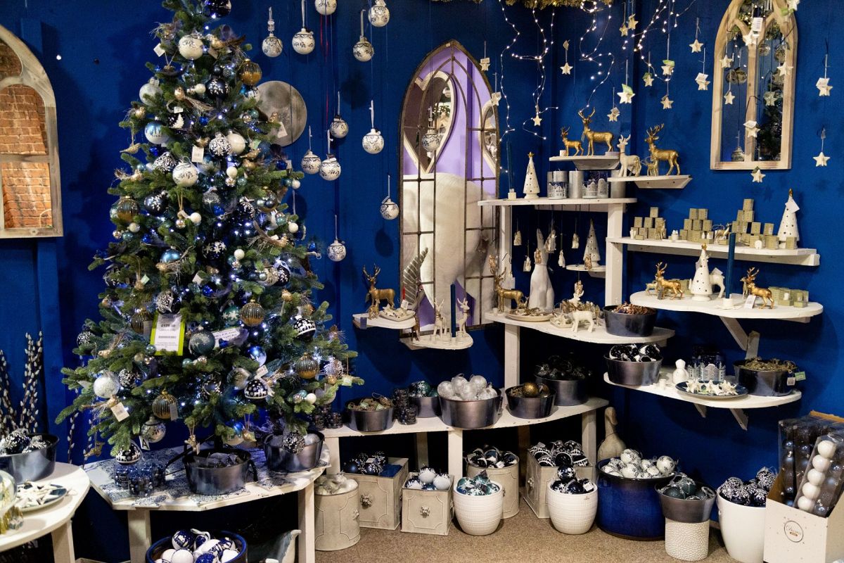 Gardenforum Headlines GCA reveals top 10 Christmas displays in the UK